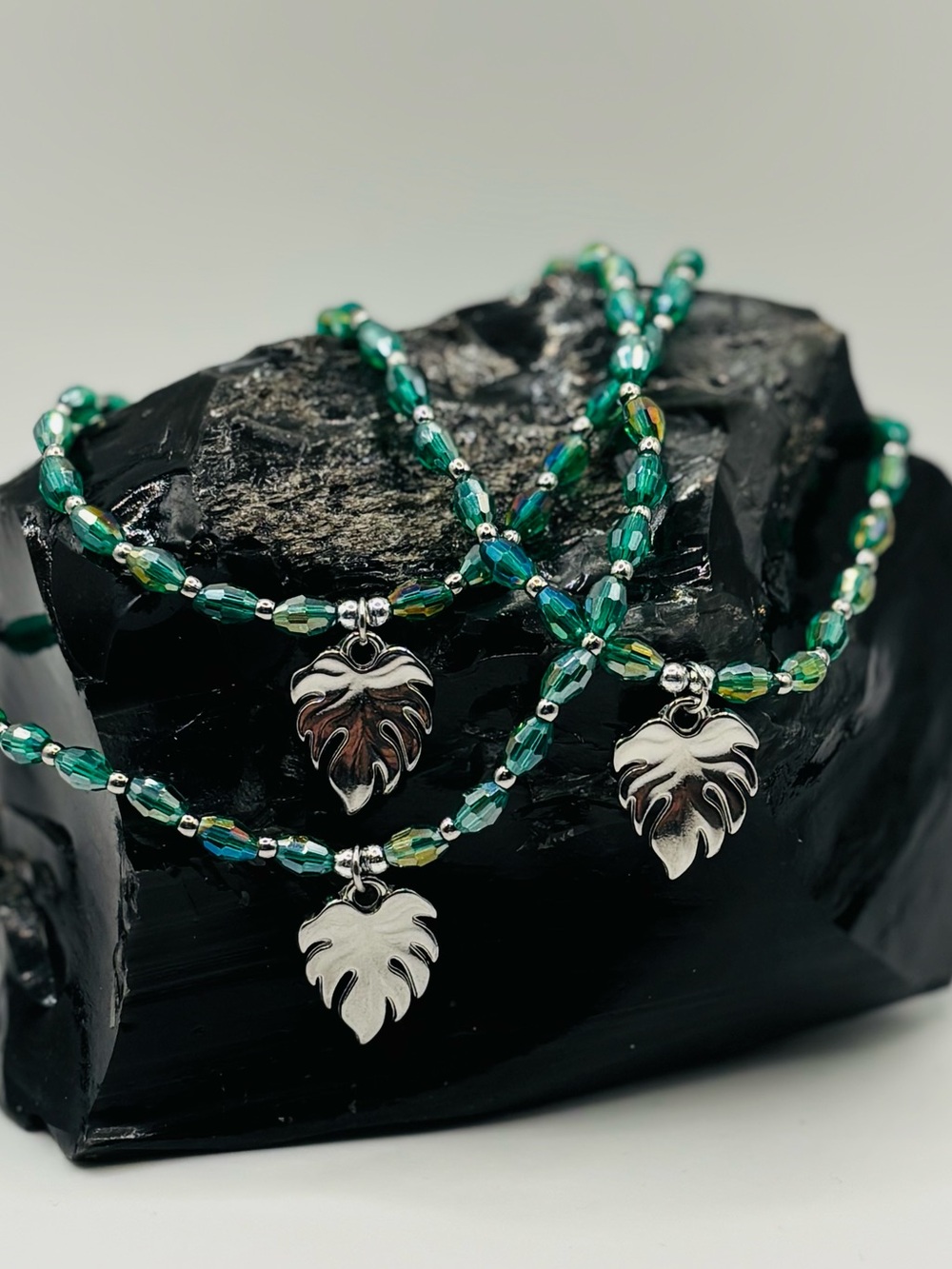 *ANKLET* S. Steel Silver Leaf & AB Green Crystal Stretchy Anklet